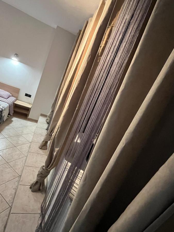 Apartment Jordan'S Room 5 *